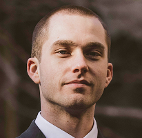 Foto de perfil de Thomas Whitfield, analista especializado en trading dentro del mercado cripto